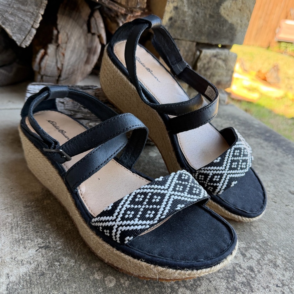 Eddie Bauer Black & White Espadrille Wedge Sandals w/leather straps Sz-7. X‎